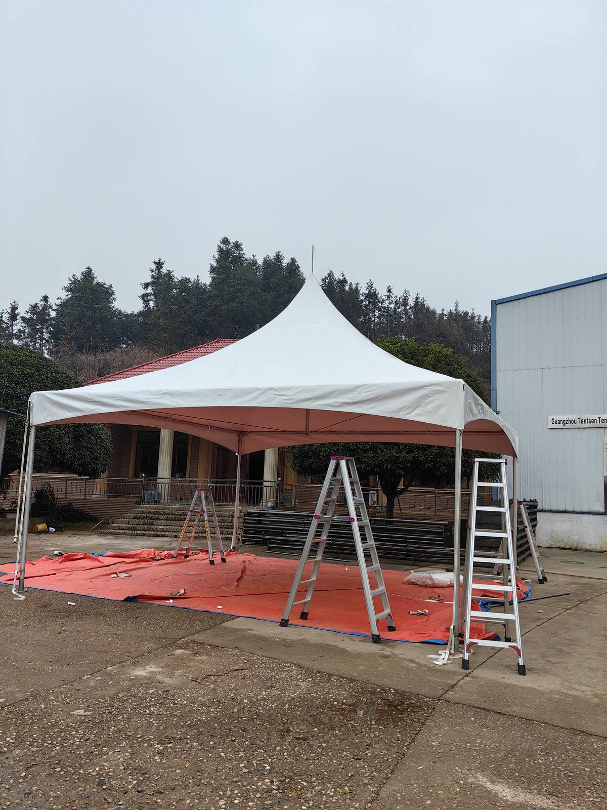 25m (82ft) 25m Black Powder-Coated Assembly Marquee - 200m Length