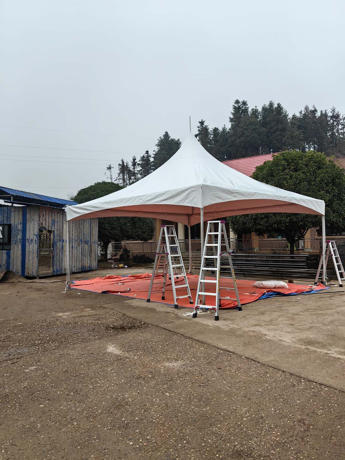 30m (100ft) 30m Black Frame Exhibition & Logistics Pavilion - 125m Length