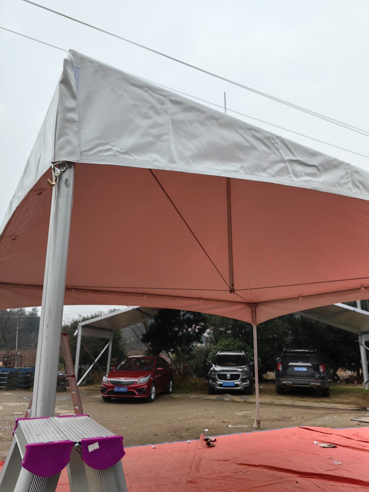 30m (100ft) 30m Black Frame Exhibition & Logistics Pavilion - 200m Length