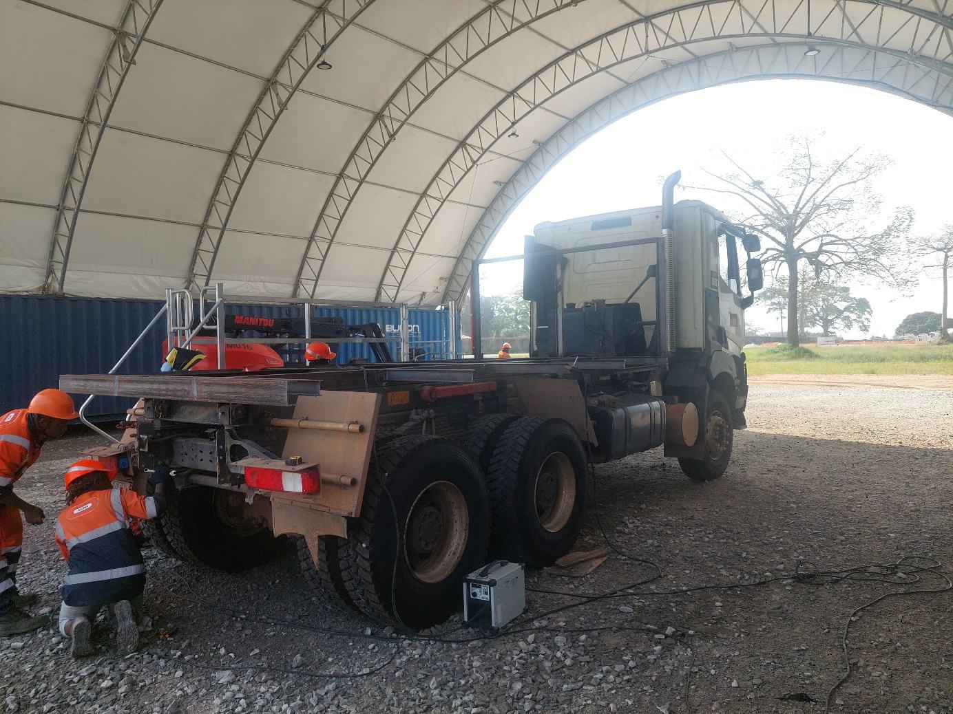 14m (46ft) x 60ft Heavy Double-Truss Container Shelter (CT46)