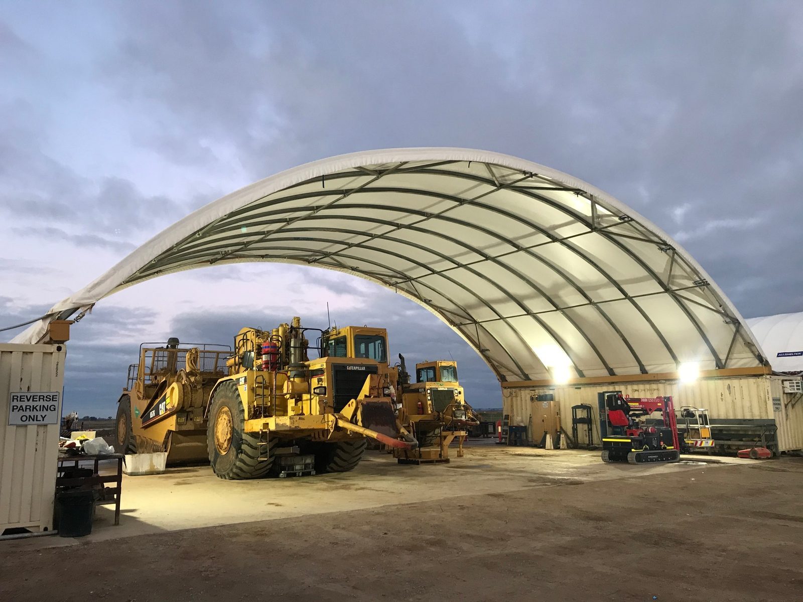 22m (72ft) x 262ft Heavy Double-Truss Container Shelter (CT72)