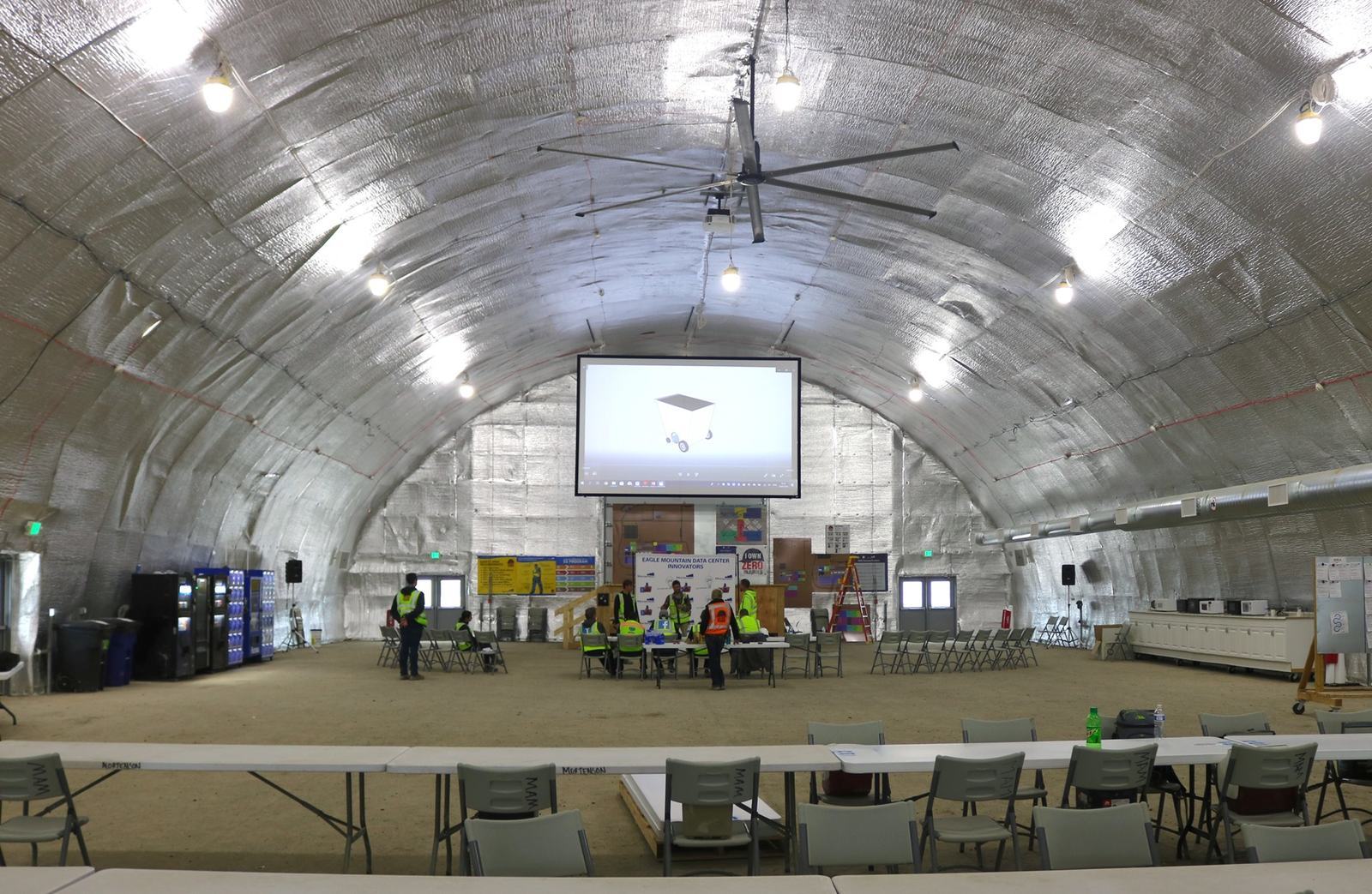 75m (246ft) x 40m Heavy Clear-Span Industrial Fabric Building (FB75)