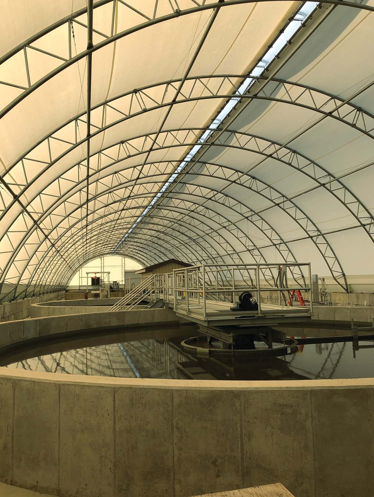 50m (164ft) Non-Standard Airport Runway De-Icing Fleet Hall - 150m Length