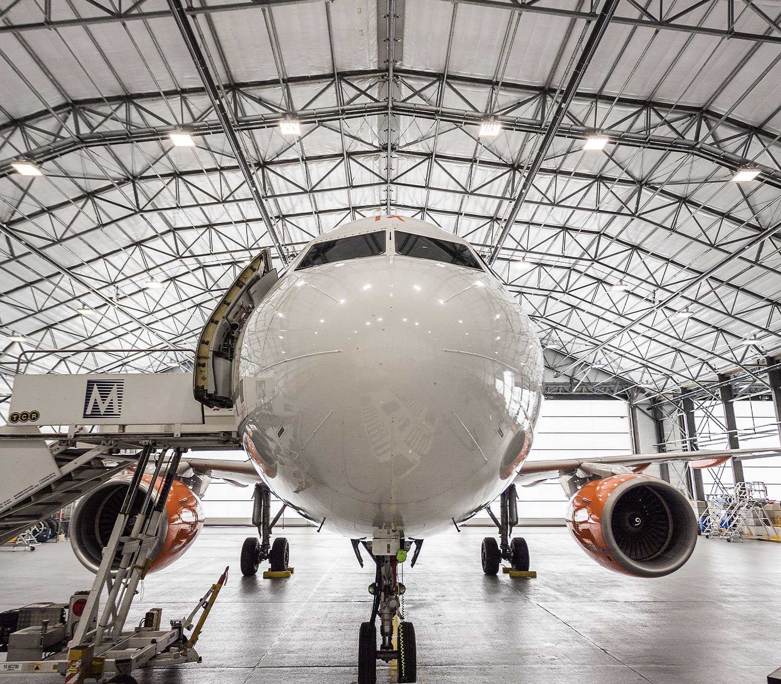 Aircraft hangar maintenance interior