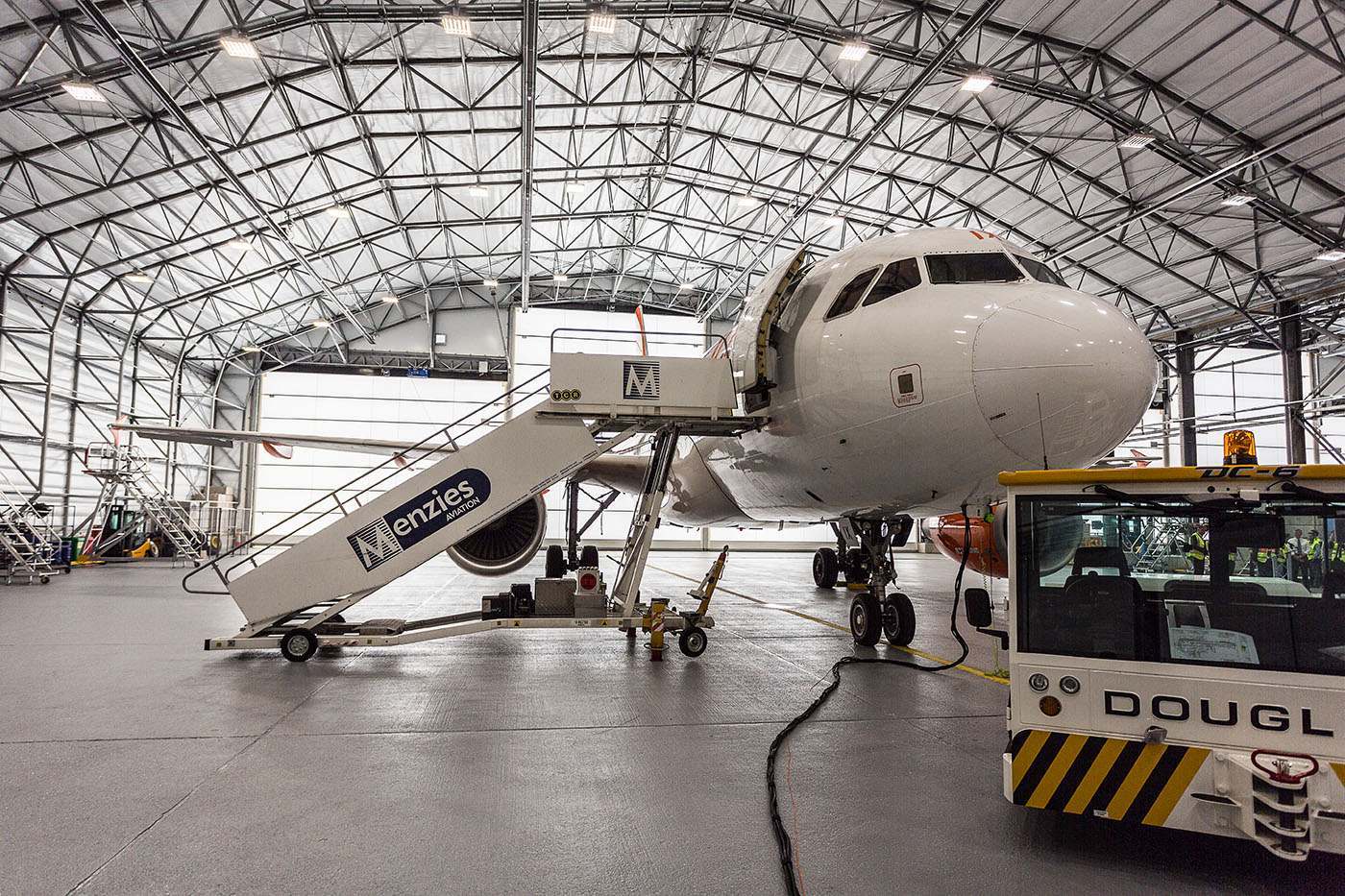 18m (60ft) Clear-Span Executive Turboprop Aircraft Hangar - 100m Length