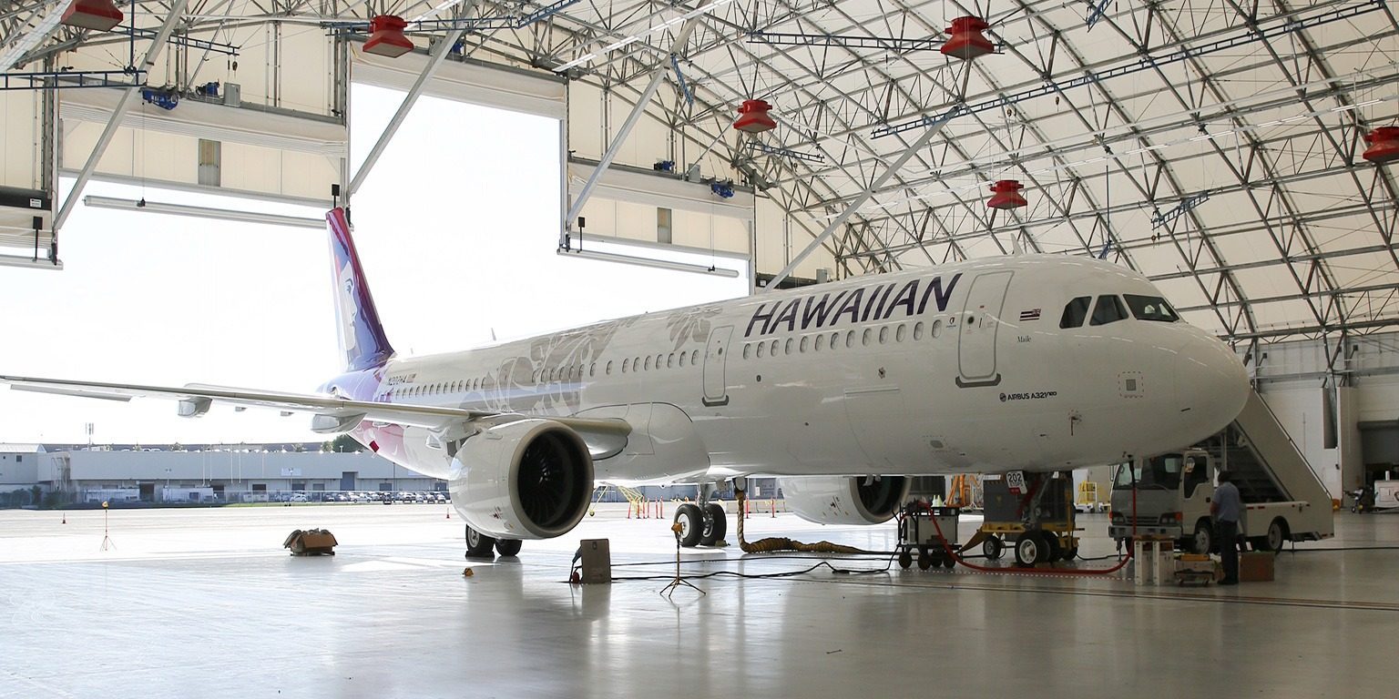 Hawaiian Airlines A321 Hangar